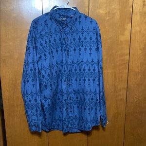 CHAPS- Blue Patterned Button-Up Shirt (XL)